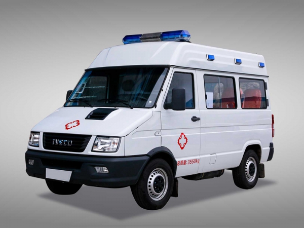 依維柯救護(hù)車